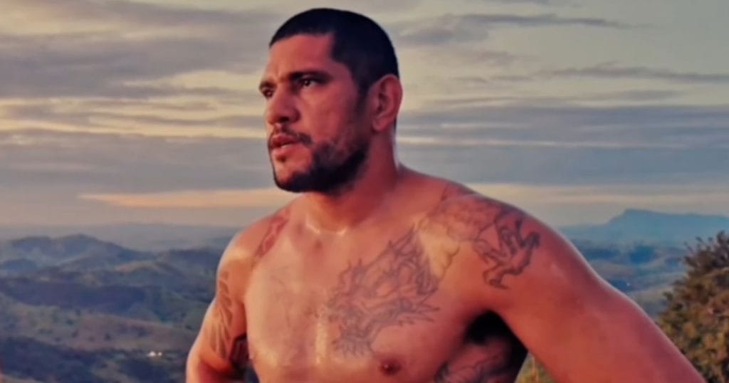 Alex Pereira honnête sur sa transformation avant d’affronter Ciryl Gane : « Je vais ressembler à… »