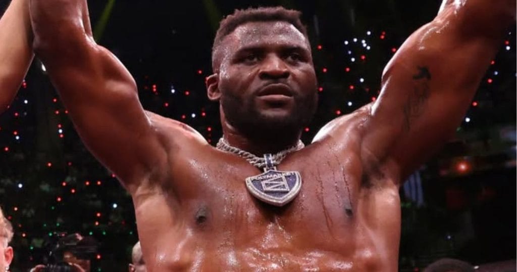 Francis Ngannou détruit Philipe Lins par KO puis interpelle Jon Jones