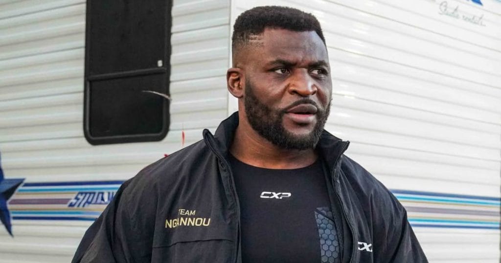 Francis Ngannou réagit à la présence de Jon Jones lors de son retour