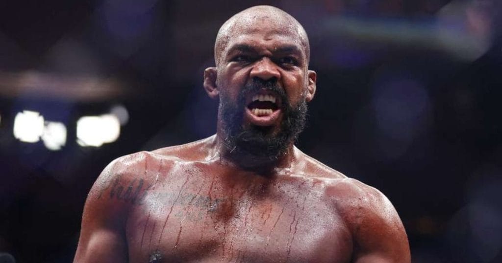 Jon Jones classe ses 3 adversaires les plus durs, Daniel Cormier réagit