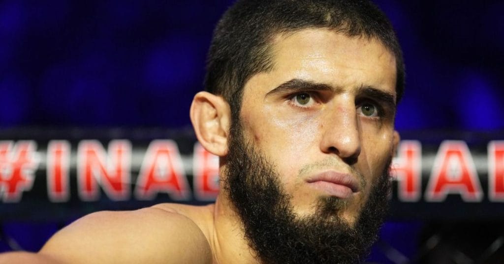 Le potentiel futur adversaire d'Islam Makhachev impressionne par son physique