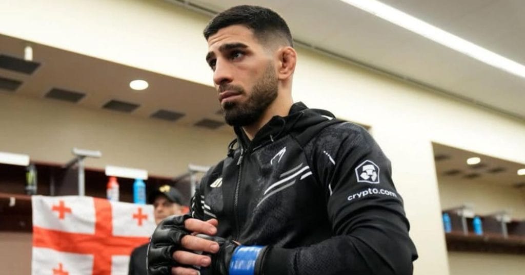 Ilia Topuria explique précisément pourquoi il pense mettre Justin Gaethje KO rapidement
